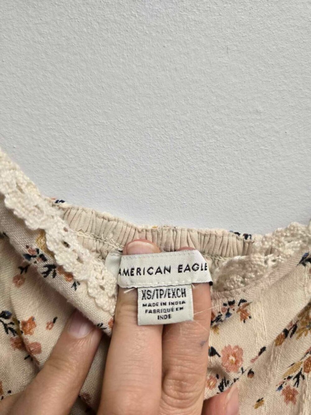 American Eagle Floral Mini Dress XS Ivory Multi V-Neck Balloon Sleeve Boho - Picture 6 of 9